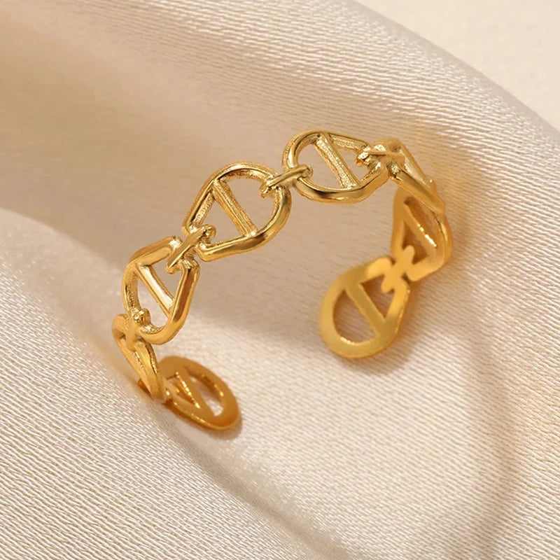 Winny Gold Plated Chain Band