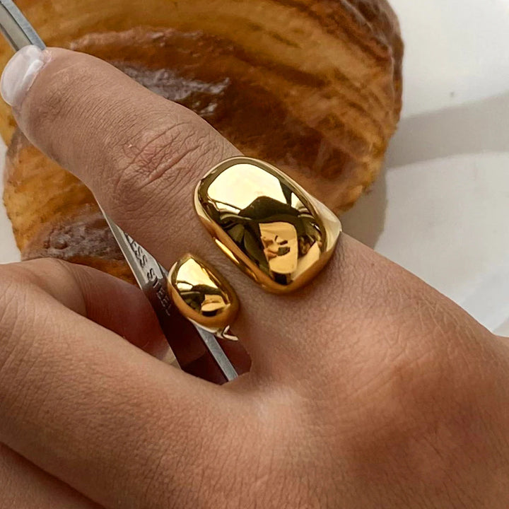 Ramsey Orb Ring