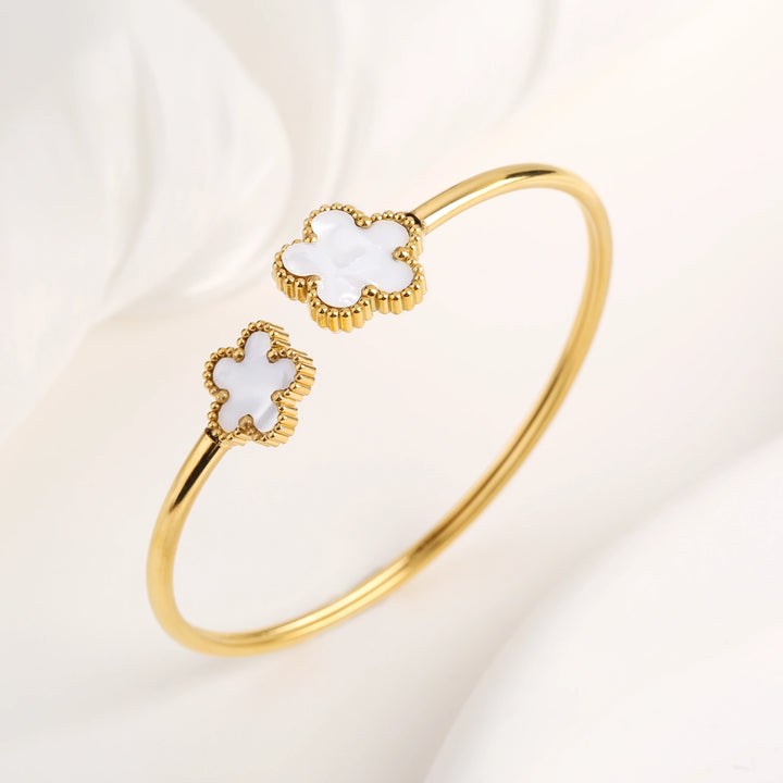 Tenley Five Leaf Clover Bangle