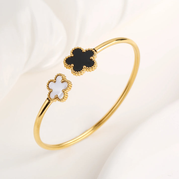 Tenley Five Leaf Clover Bangle