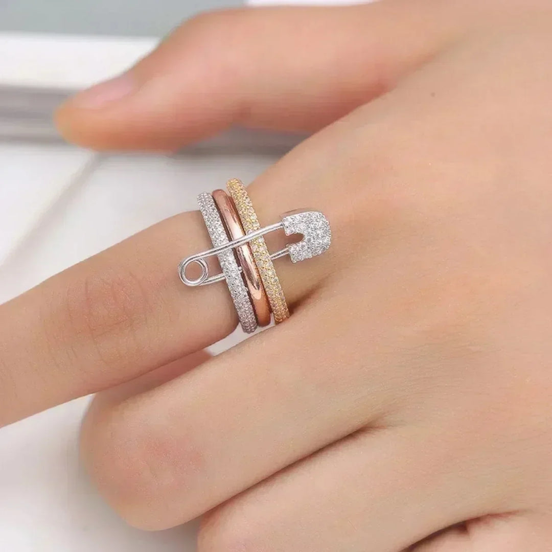 Etta Pin Ring
