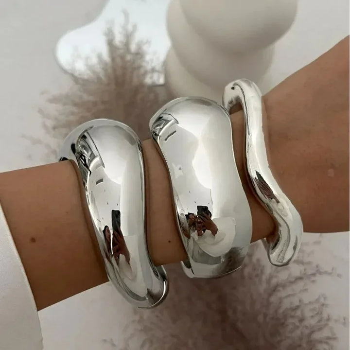 Tala Metal Wave Bangle