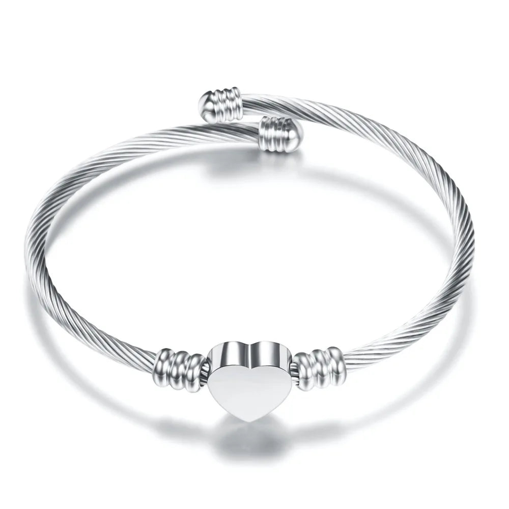Reba Cable Heart Bangle