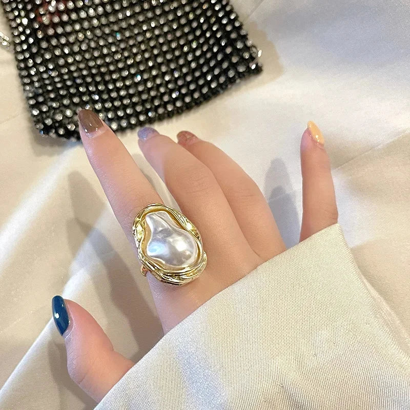 Harlow Pearl Bed Ring
