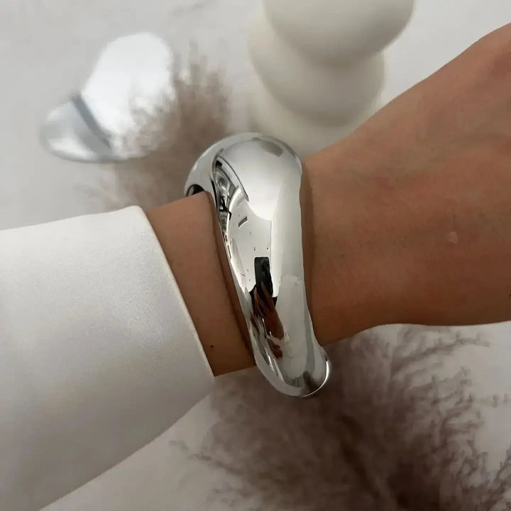 Tala Metal Wave Bangle