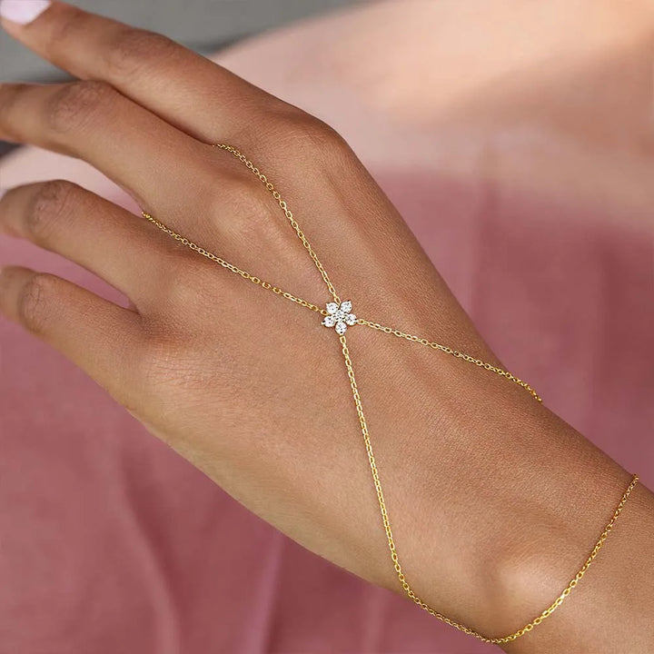 Liv Flower Charm Dainty Handchain