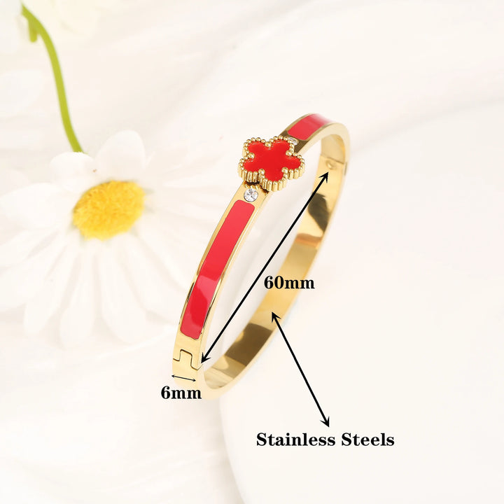 Georgia Five Leaf Clover Bangle