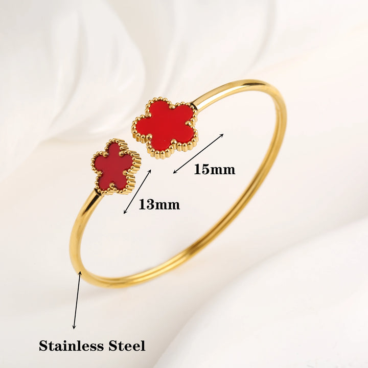 Tenley Five Leaf Clover Bangle