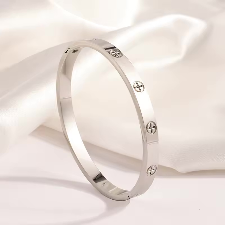 Darby Cross Bracelet
