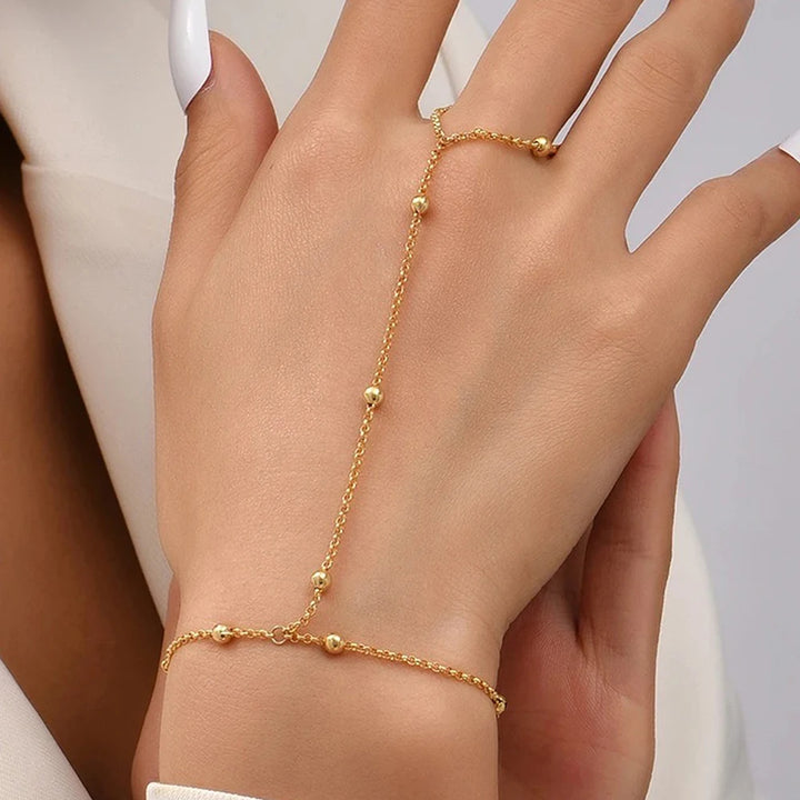 Quinn Large Ball Point Hand Chain