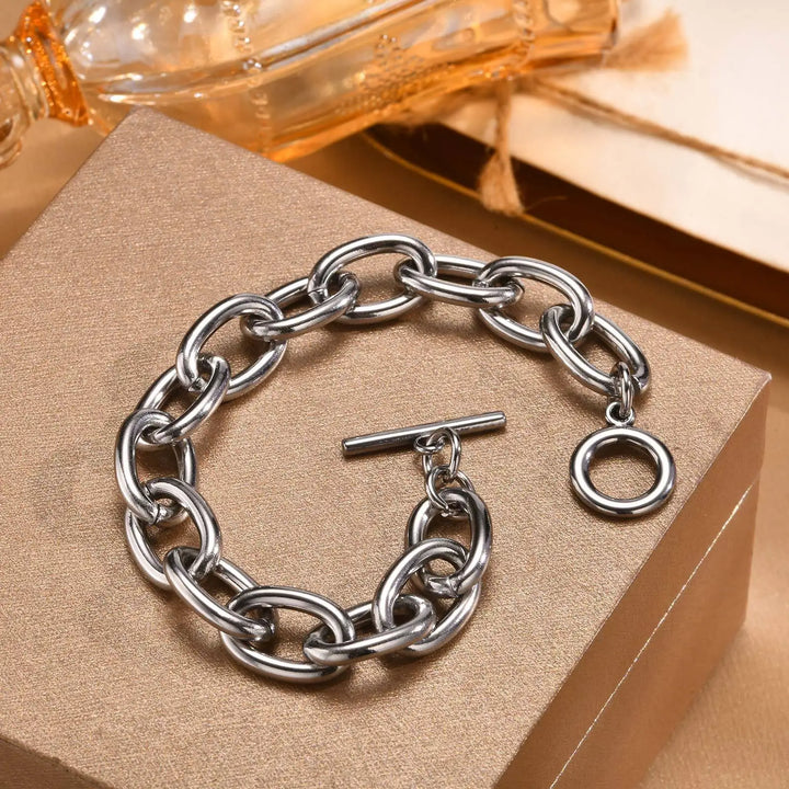 Millie Toggle Chain Bracelet