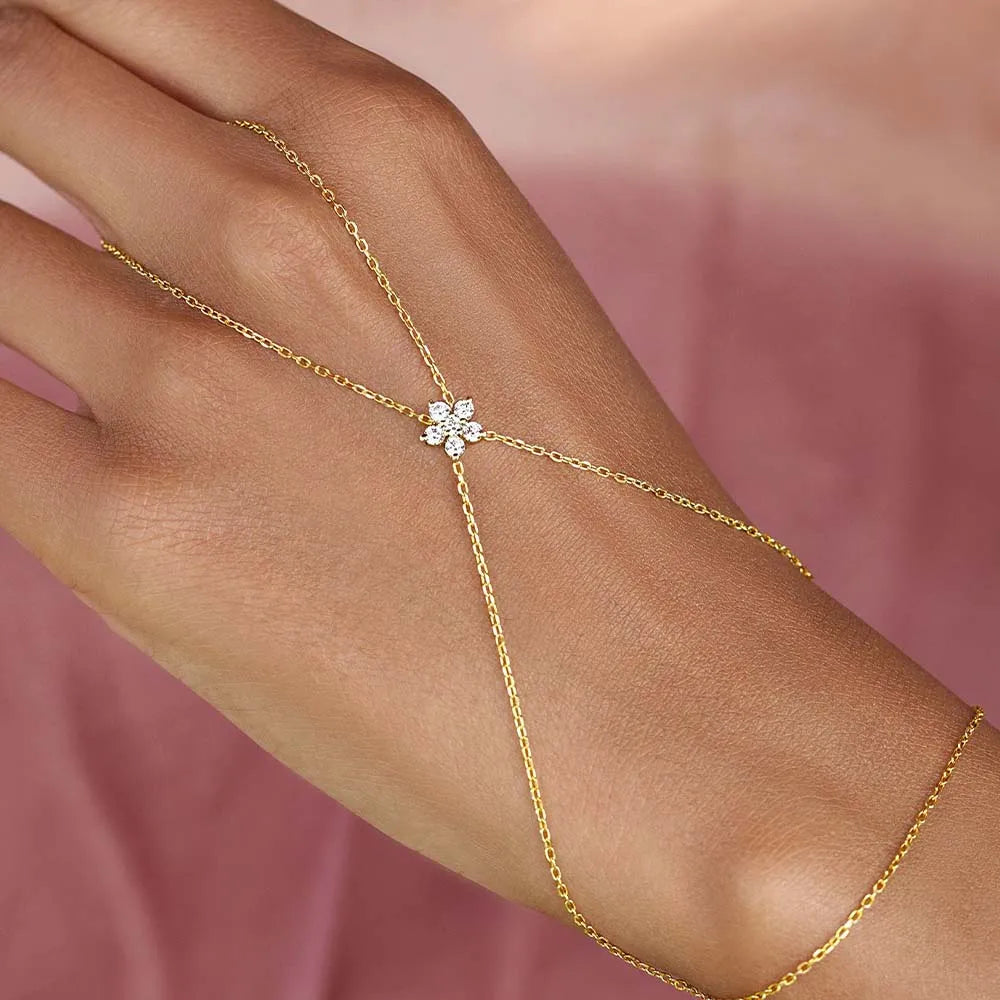 Liv Flower Charm Dainty Handchain