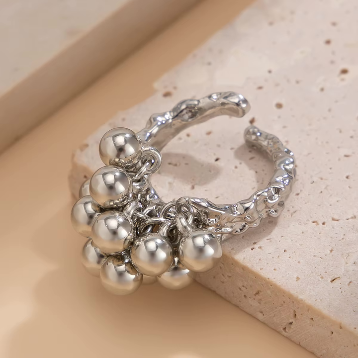 Aria Molecule Ring