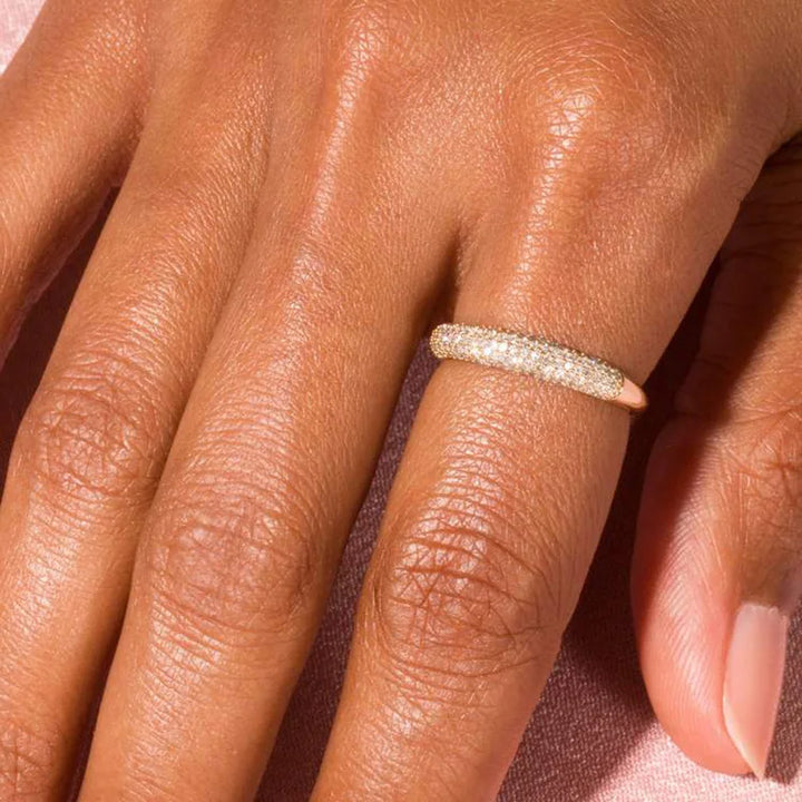 Scarlett Vintage Micro-Inlaid Dainty Band