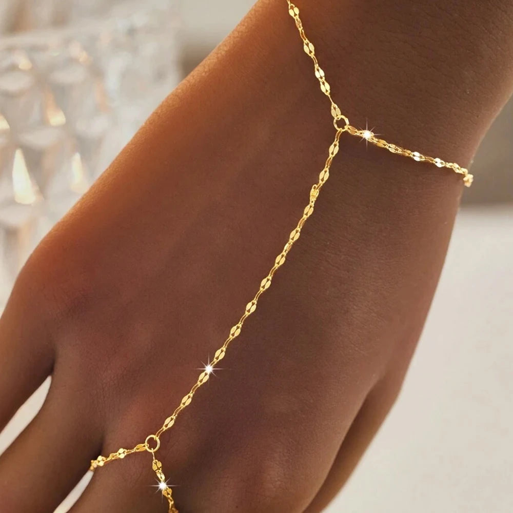 Aurelia Coin Point Hand Chain