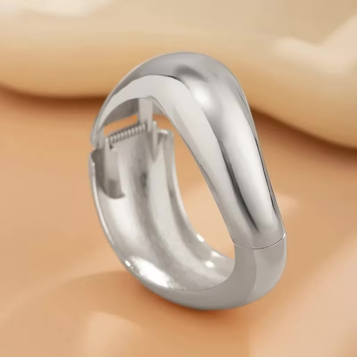 Tala Metal Wave Bangle