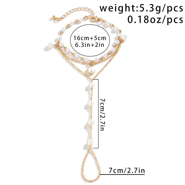 Lilith Pearl Point Hand Chain