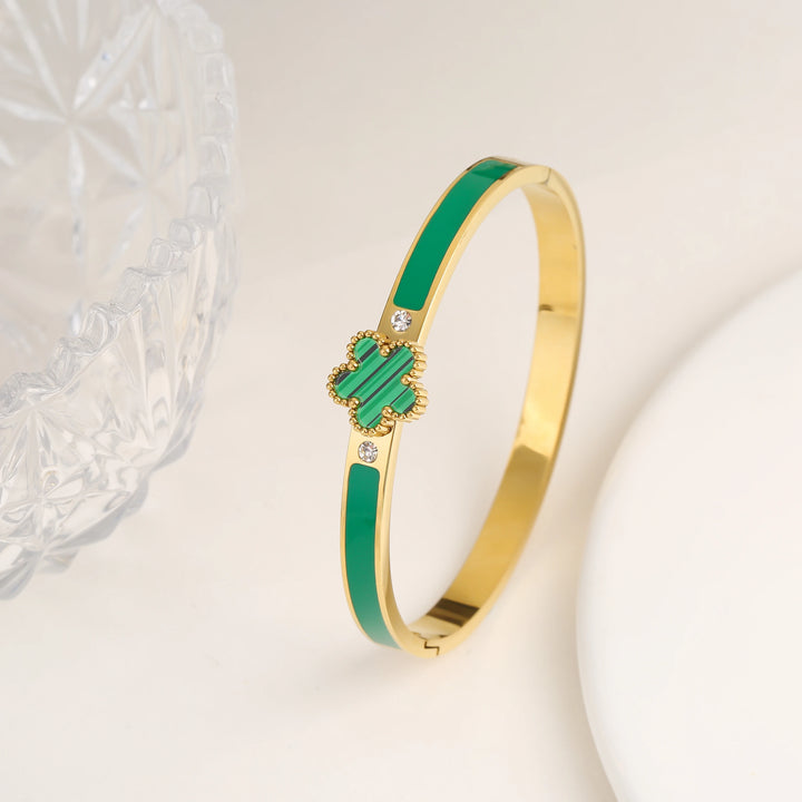Georgia Five Leaf Clover Bangle