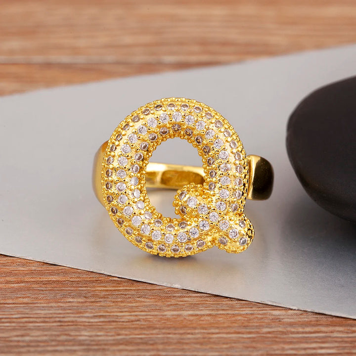 Rosa Letter Ring