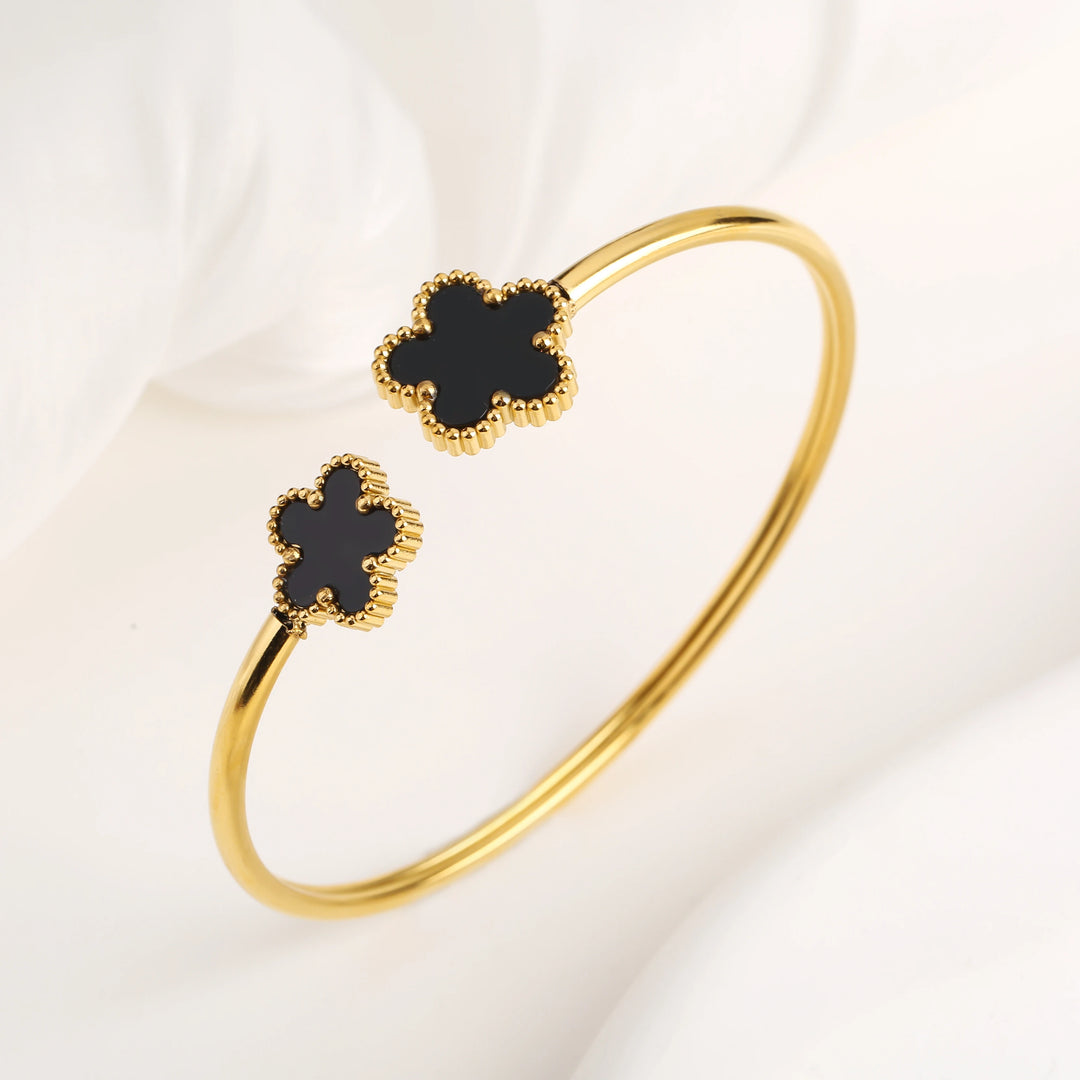Tenley Five Leaf Clover Bangle