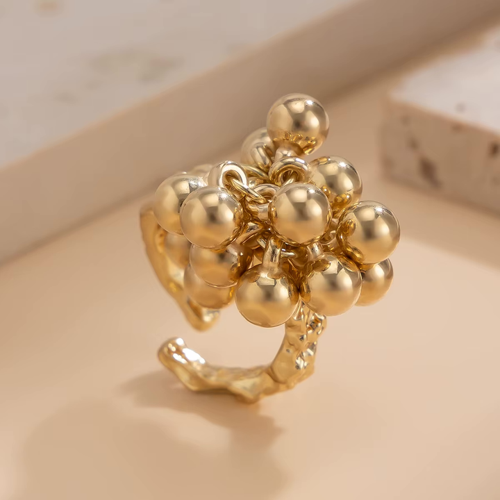 Aria Molecule Ring