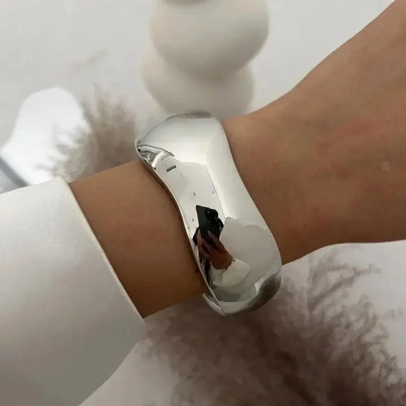 Tala Metal Wave Bangle