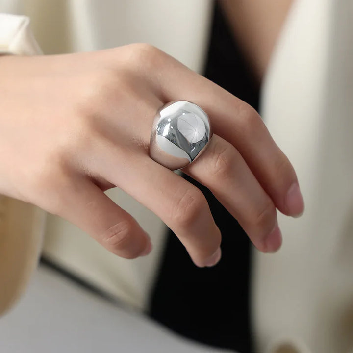 Angeline Ovo Ring
