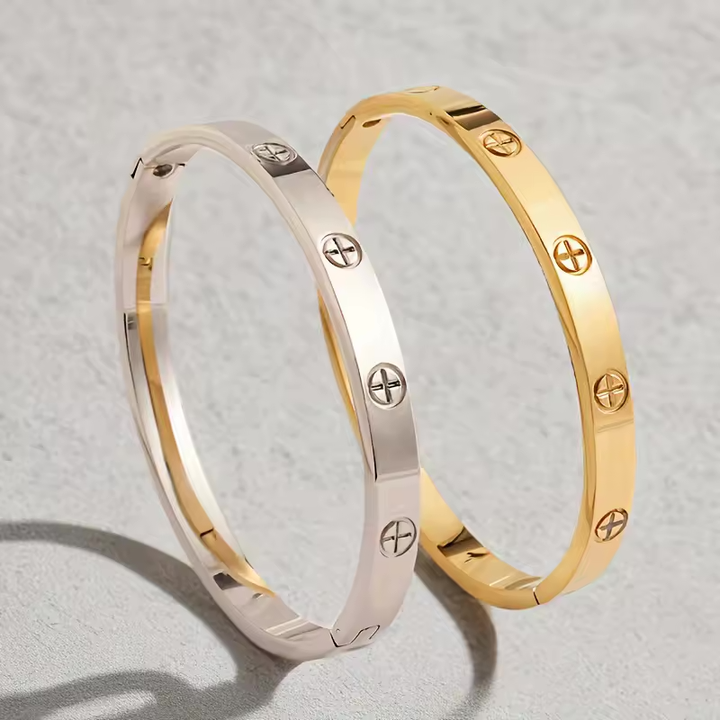 Darby Cross Bracelet