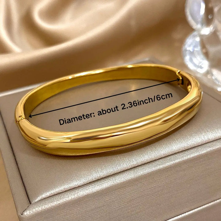 Dolly Stainless Steel Bangle