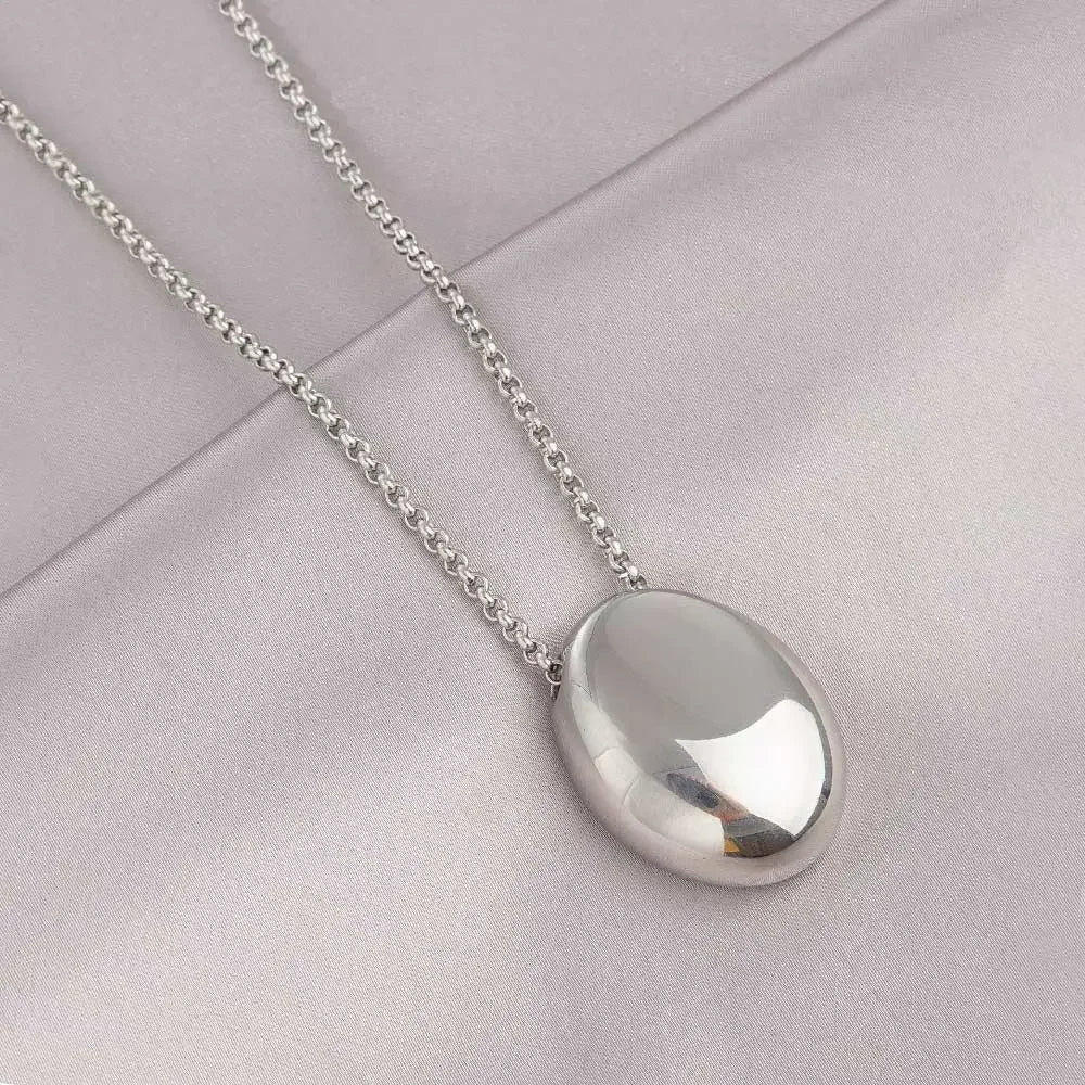Elara Pendant