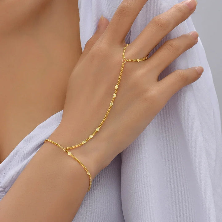 Mira Shell Point Hand Chain