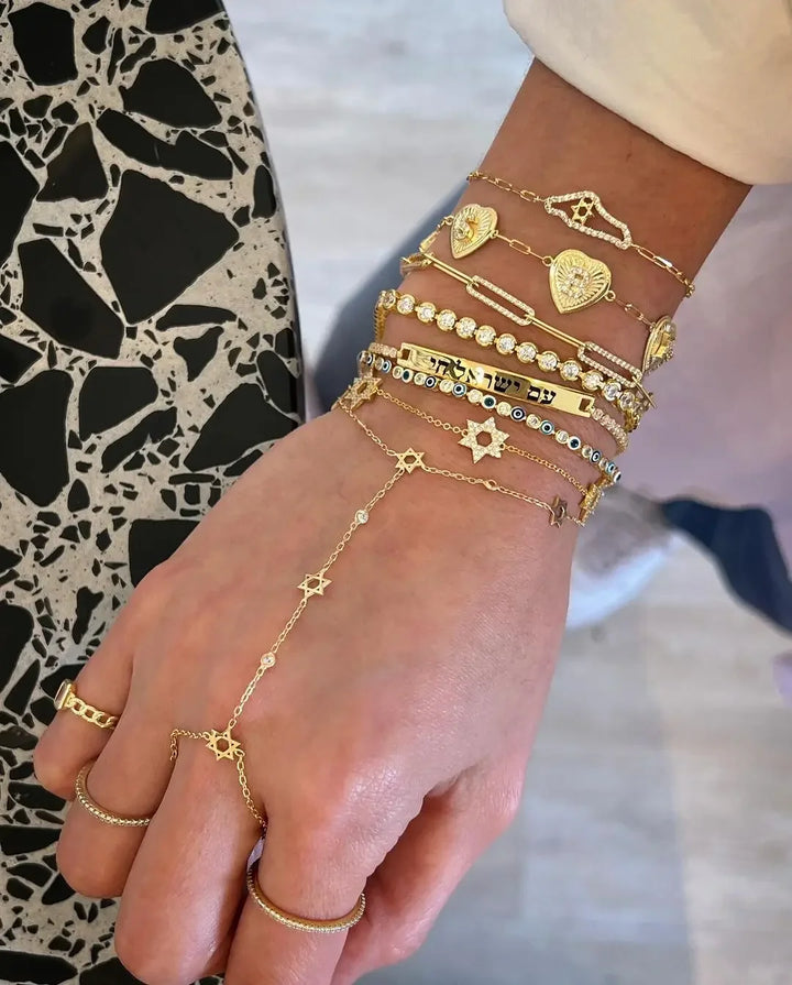 Skylar 6 Point Star Hand Chain